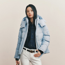 波司登 2026新款羽绒服女趋势爆款复古工装保暖短款流行休闲冬季