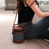 中国国家博物馆 NATIONAL MUSEUM OF CHINA 中国国家博物馆 舞人龙凤纹水桶包 时尚百搭 高级质感 博物馆生日礼物