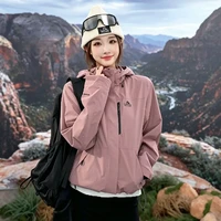 移动端：伯希和 冲锋衣女加绒三合一户外防风防雨登山服外套男