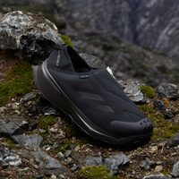 阿迪达斯 WINTER SLIP ON缓震耐磨户外营地保暖运动鞋adidas阿迪达斯山川里