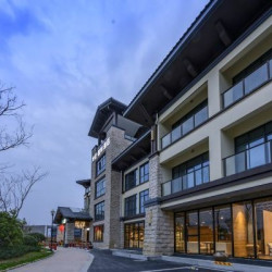 千岛湖鸿廷国际酒店(中心湖区店) 园景双床房2晚(可拆分)
