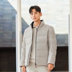 波司登 2023冬季男短款经典简约鹅绒商务羽绒服
