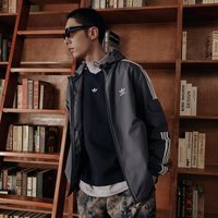 移动端：阿迪达斯 经典运动连帽夹克外套男女春夏adidas阿迪达斯三叶草KB1946