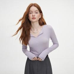 范思蓝恩 极简V领套头穿搭长袖T恤女春秋日常通勤修身针织衫上衣