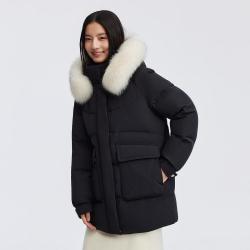 波司登 女中长款鸭绒休闲保暖连帽外套羽绒服