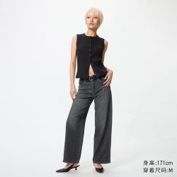 EZY宽松直筒牛仔裤/水洗产品常规款优衣库女装482281 490995