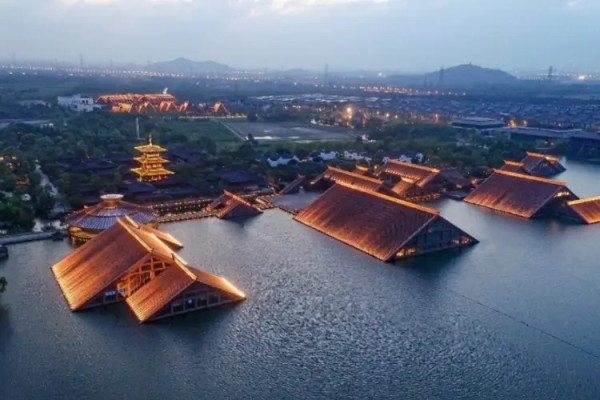 上海松江广富林宰相府 逸居双床房1晚 含早+水下博物馆+旅拍