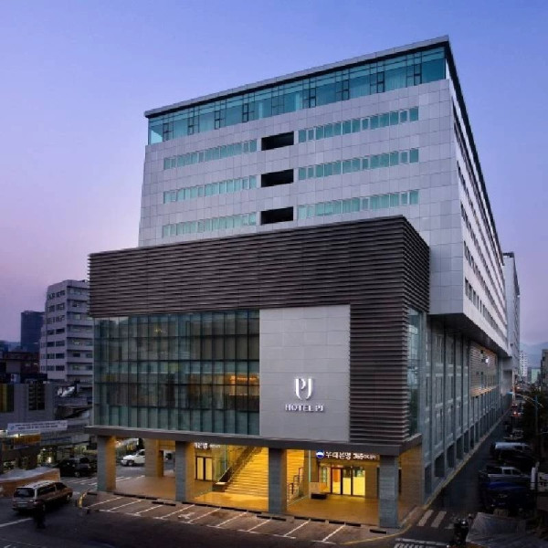 明洞PJ酒店1晚赠迷你吧+延迟退房至13点