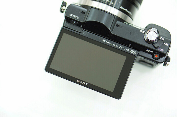 SONY 索尼 ILCE-5000 α5000 黑色微单套机（16-50mm饼干镜）